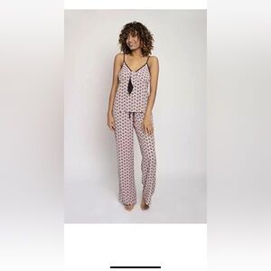 Pretty You London pajama set